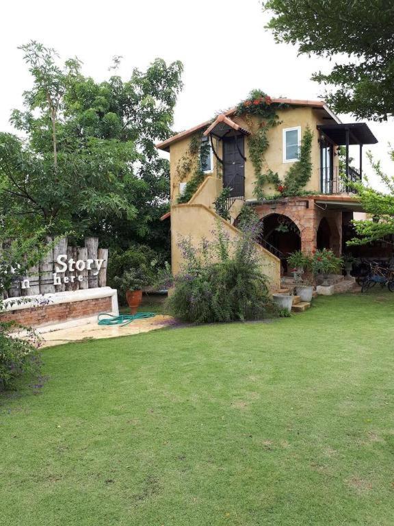 Resort Tuscany Country Suan Phueng