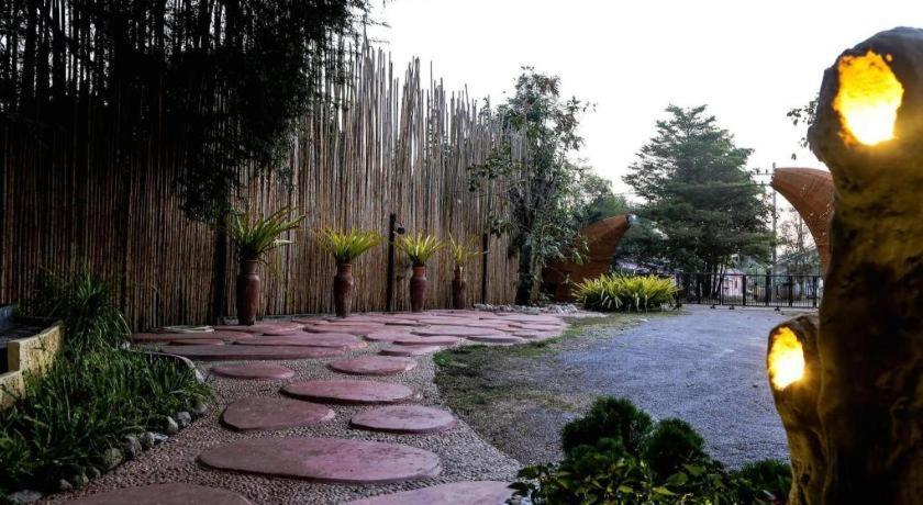 Resort Tammarene Suan Phueng