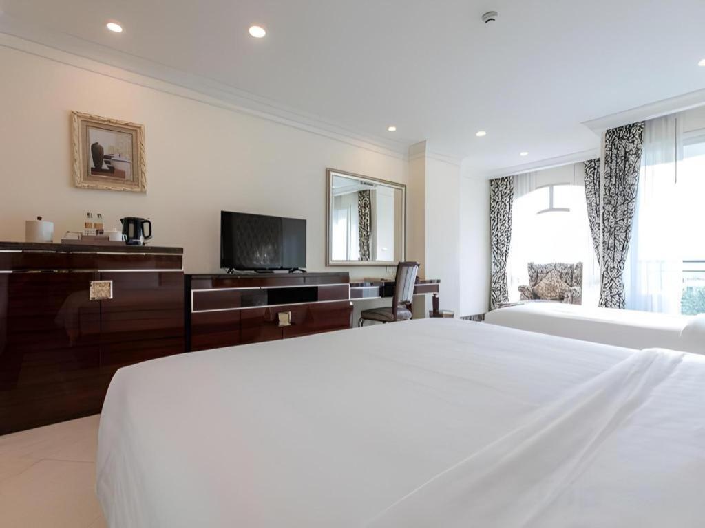 Lk Celestite Hotel