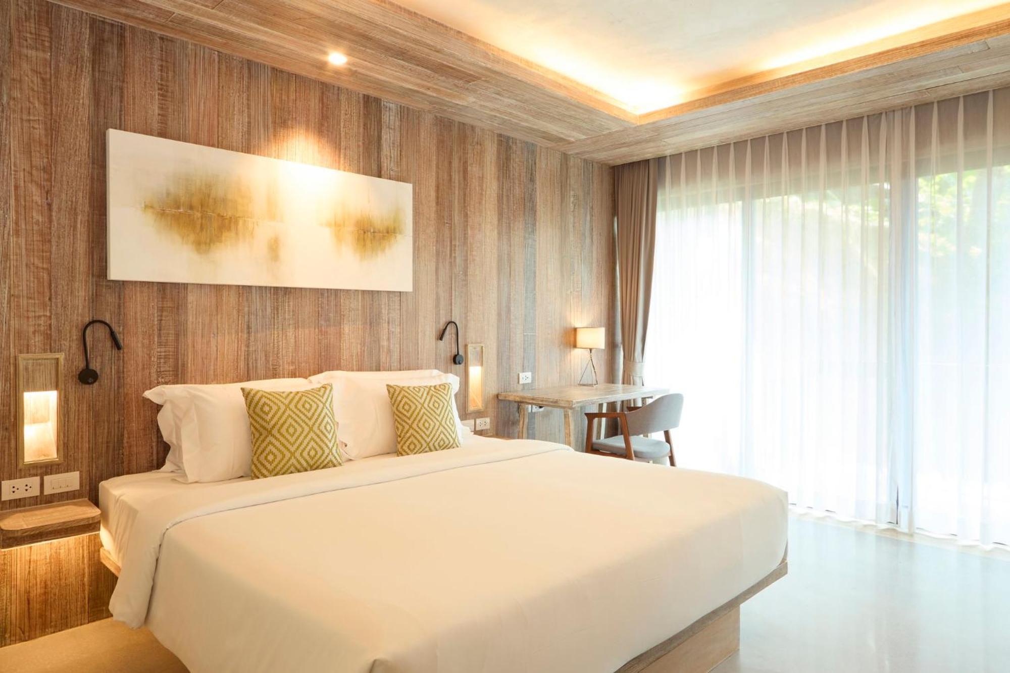 Hotel Dinso & Phuket, Vignette Collection By Ihg 5*