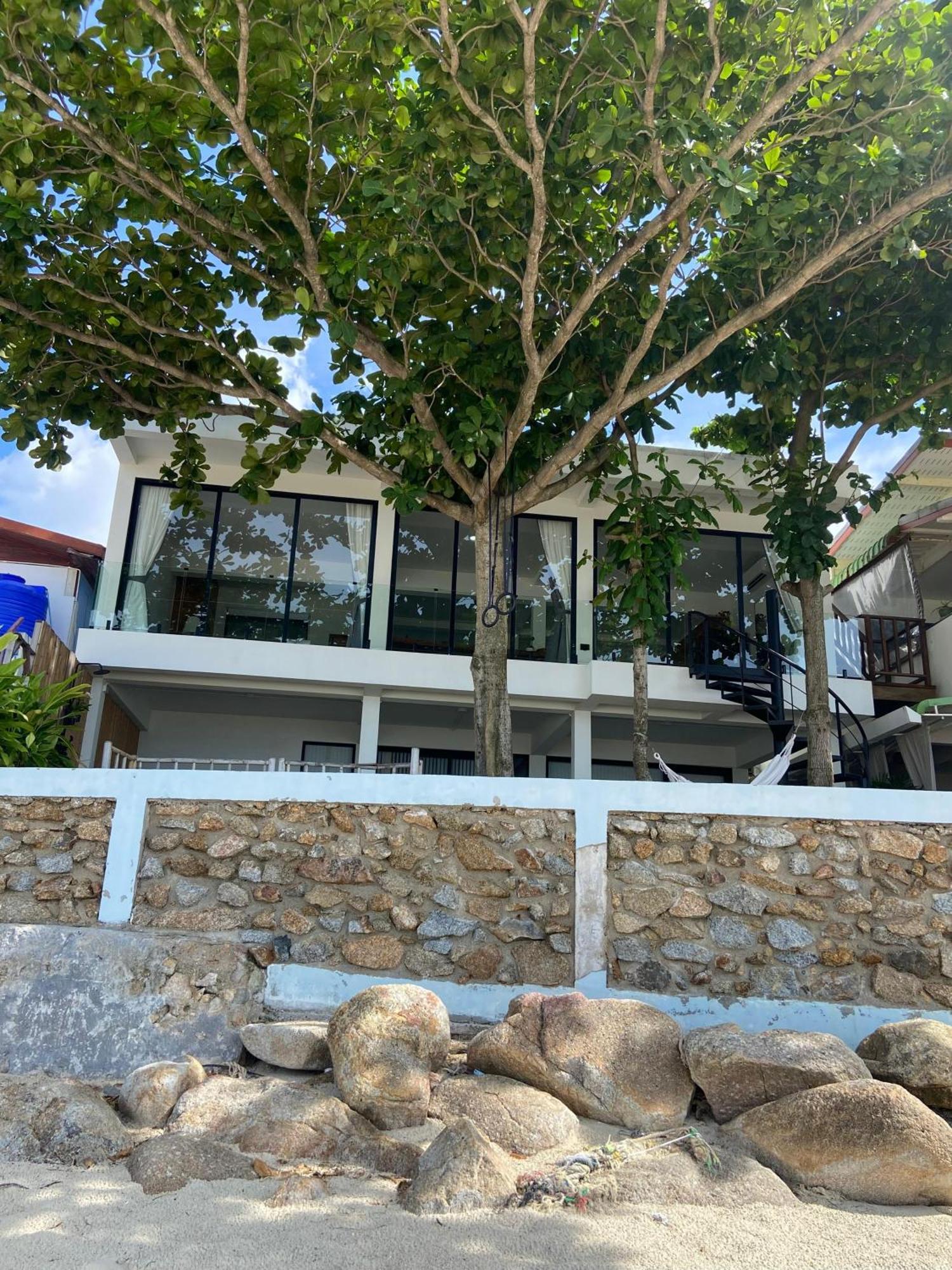Muse&mingle Contemporary Beachfront Loft * Chaloklum
