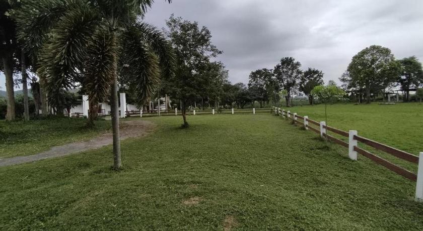 Resort Banrai Pornsawun Suan Phueng