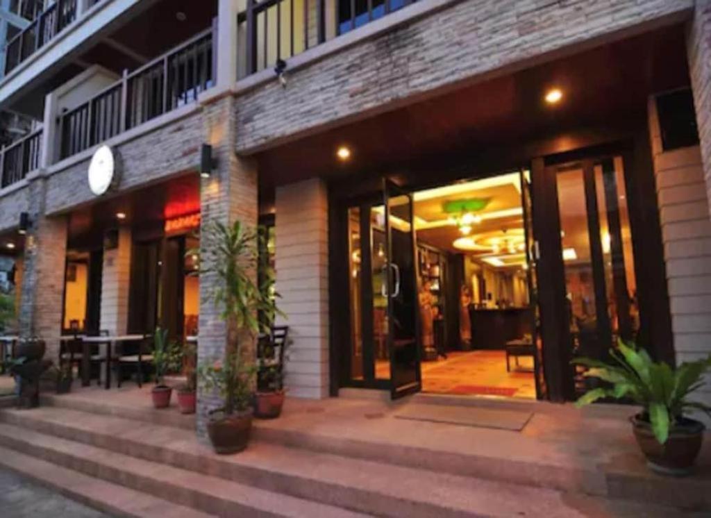 Hotel Mt 3*