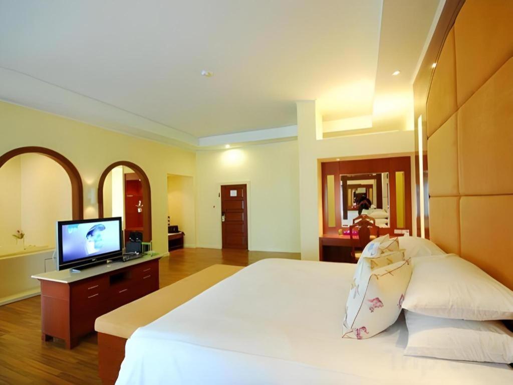 Hip Bangkok