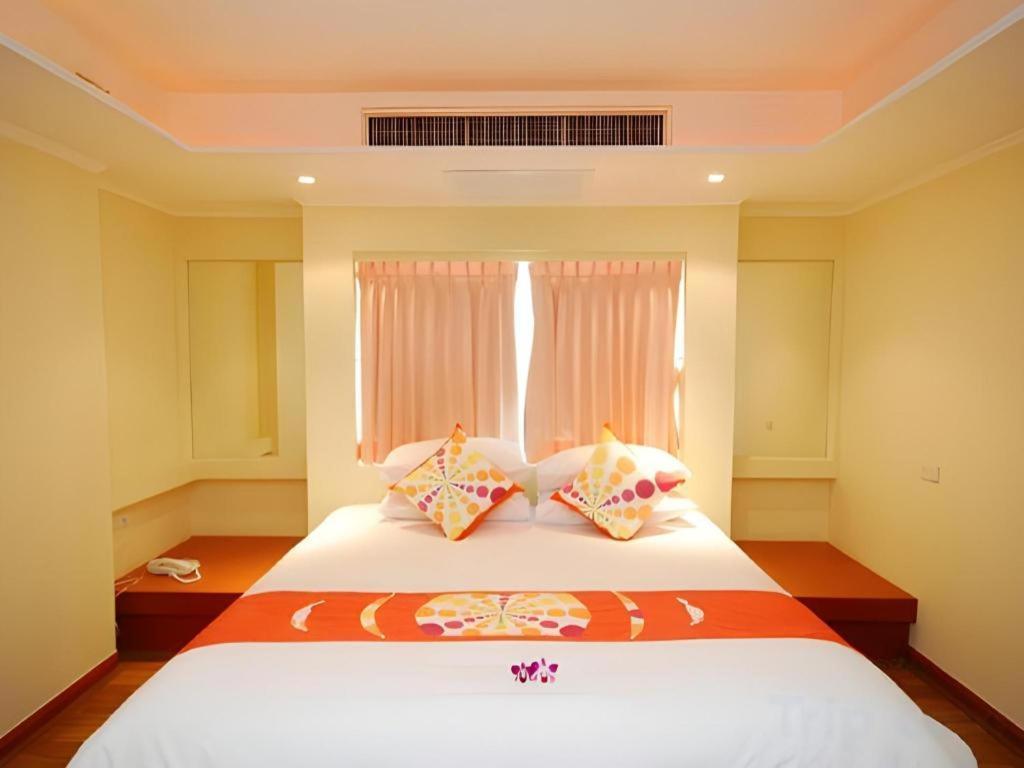 Hotel Hip 3*