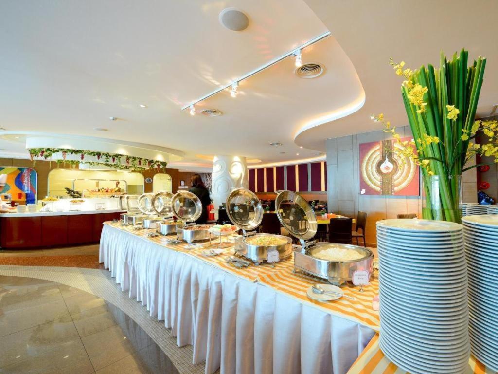 Hip Hotel 3*