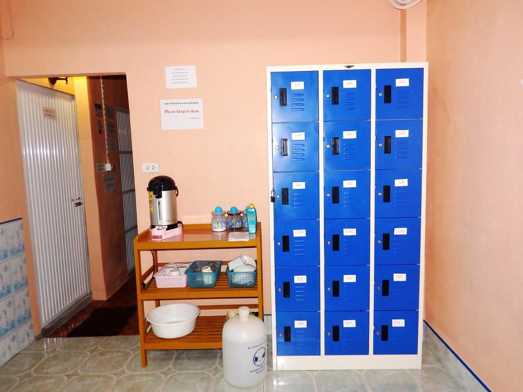 Jinda Hostel *