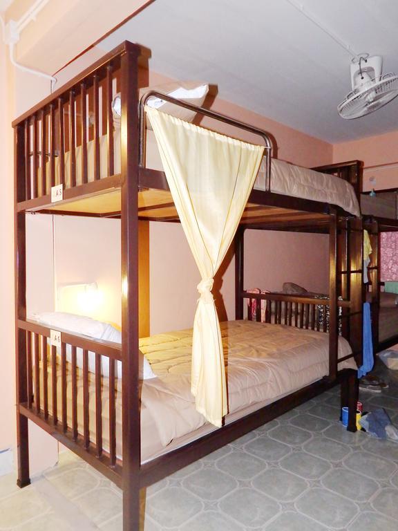 Jinda Hostel *