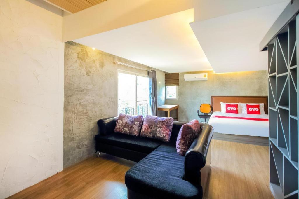 Resort Oyo 271 The Romklao Bangkok