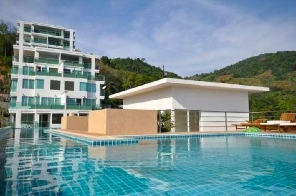 Private Sea View With Jacuzzi At Baycliff Apartment