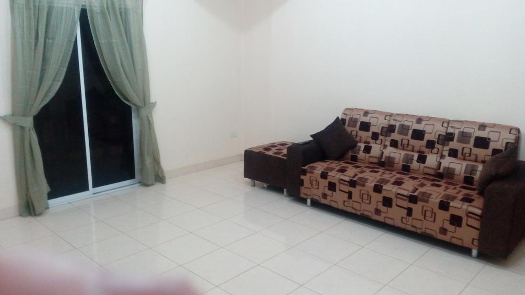 Key Bar And Guest house Pattaya