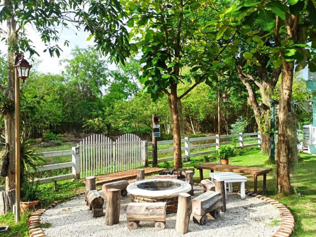Charisma 3* Suan Phueng