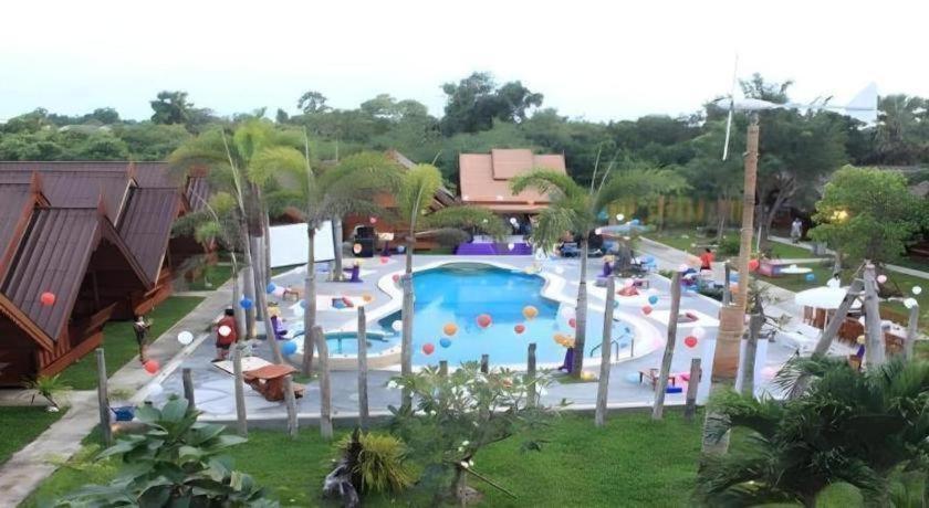 Resort Srisawat 3*