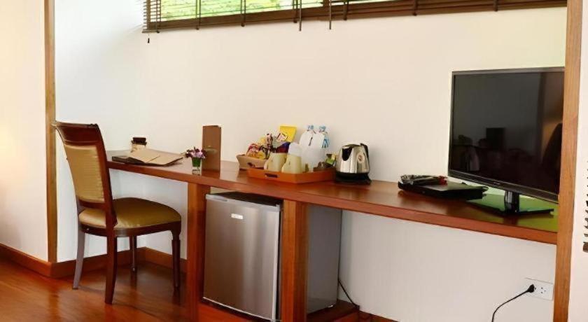 Khaothong Terrace Resort 3*