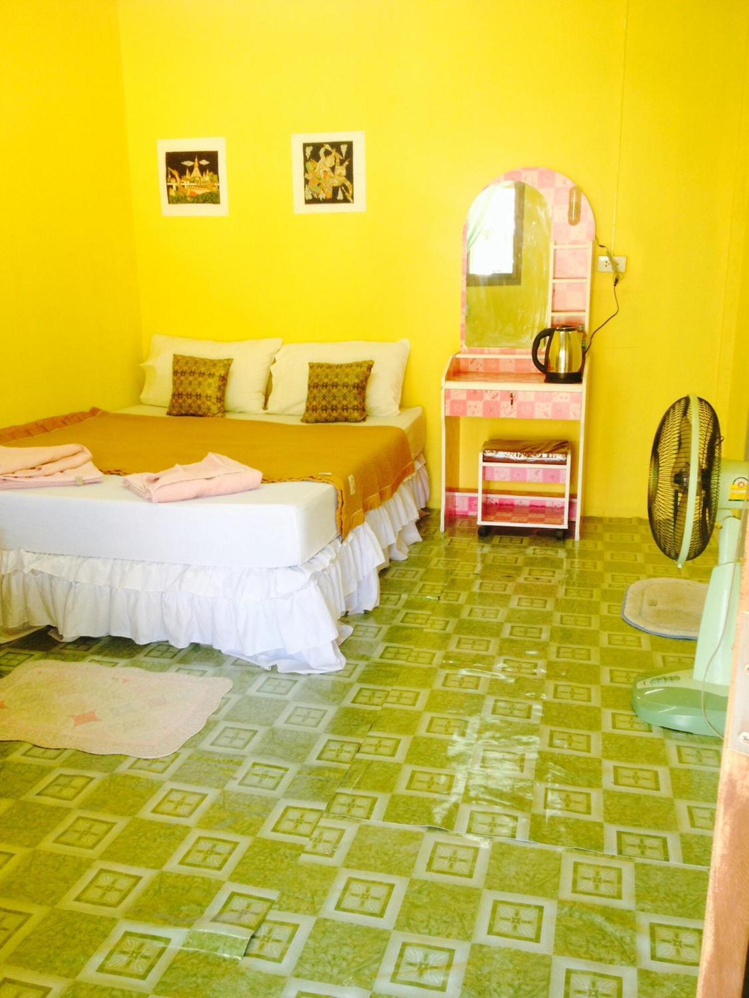 Hostel Unseen *