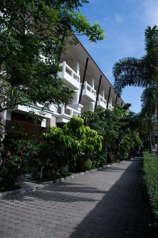 Resort Neptune's 3*