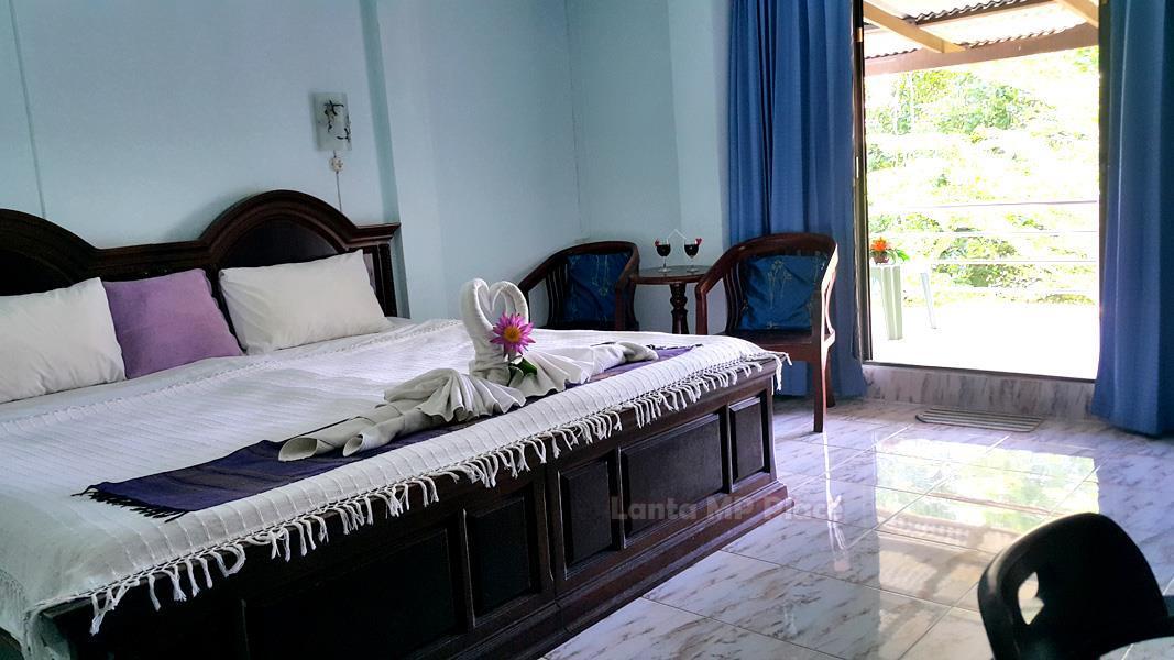 Guest house Lanta M.p. Place 2*