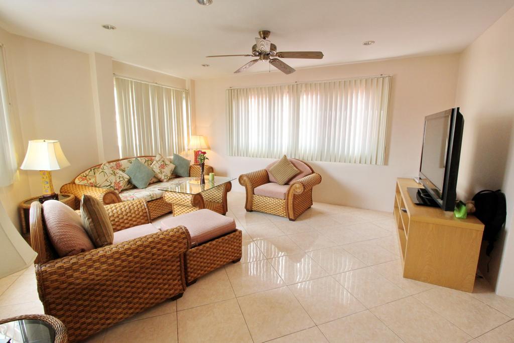 Butterfly Garden Boutique Residences: Luxury & With Full Amenities 3* Pattaya