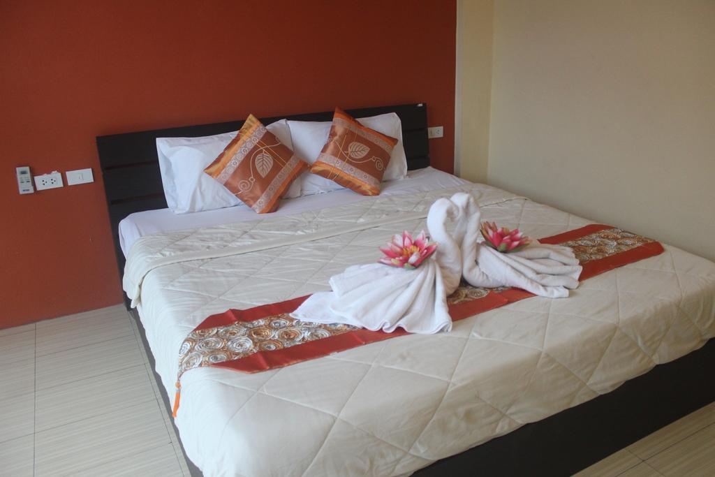 Guest house Nichakarn Massage & House