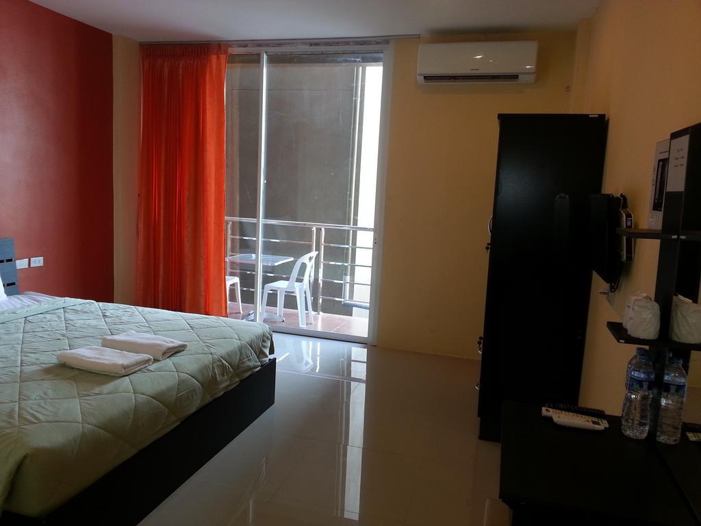 Guest house Nichakarn Massage & House *
