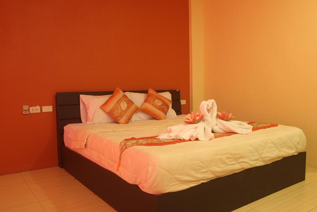 Guest house Nichakarn Massage & House