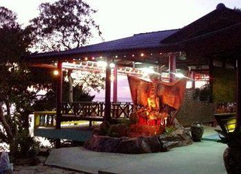 Dragon Hut 3*