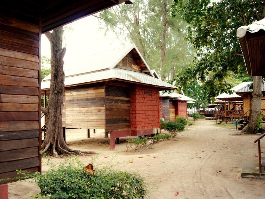 Hotel Koh Ma - Sha Extra Mae Haad