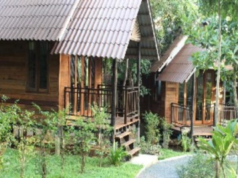 Lanta Happy Hill Resort 2*