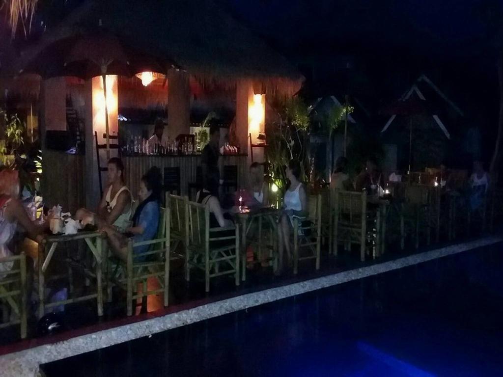 Hostel Backpacker Club (adults Only)