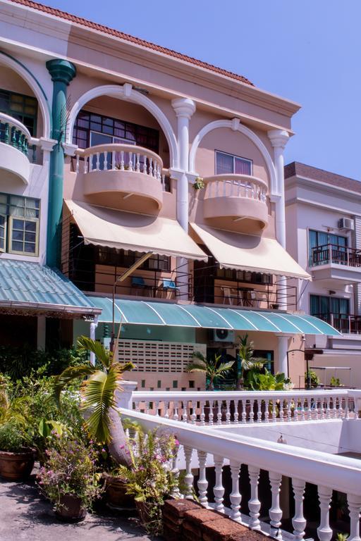 Indogee Apartamento Pattaya