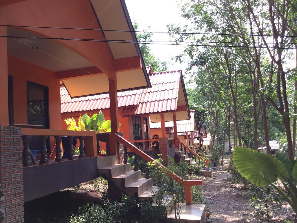 Sammy & Guest house