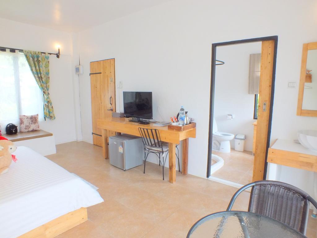 Resort Tuscany Country Suan Phueng