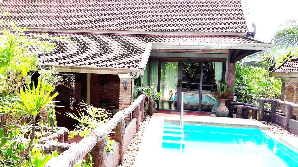 Villa Bb Pool