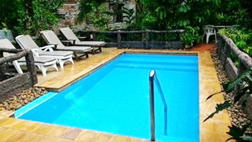 Bb Pool