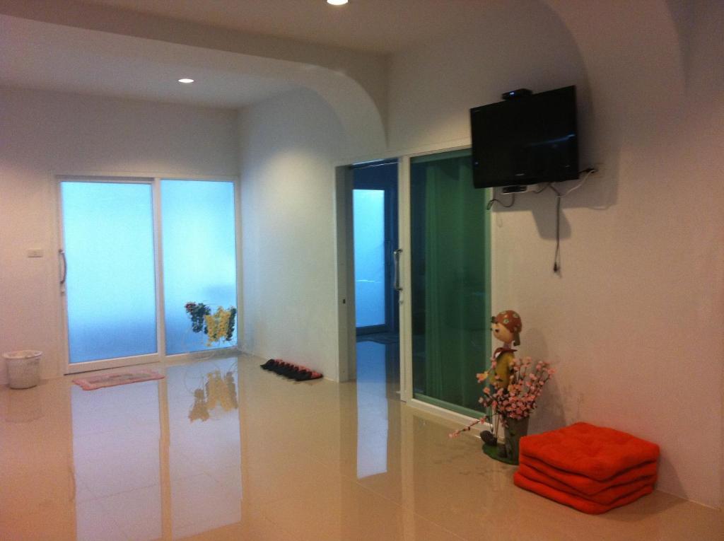 Suanmaihom Hotel 3*