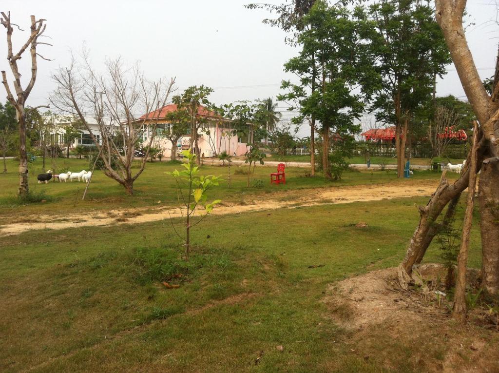 Suanmaihom Hotel Suan Phueng