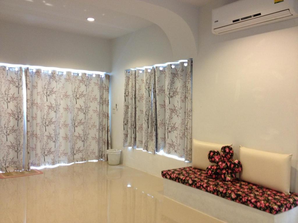 Hotel Suanmaihom 3*