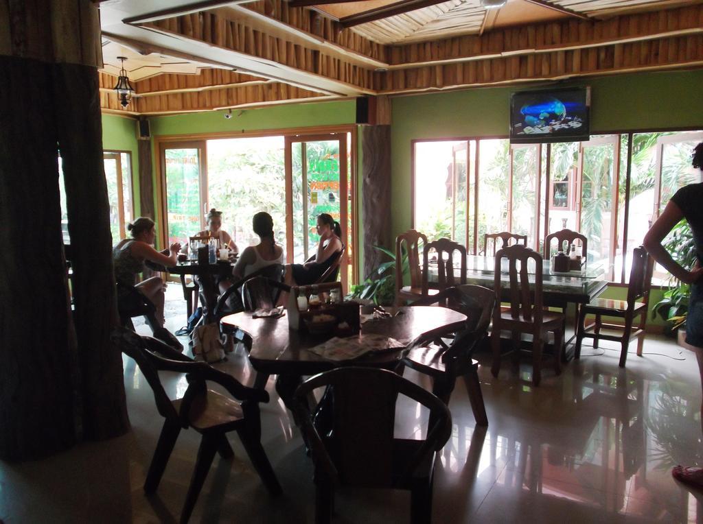 Friendly & Ko Pha Ngan