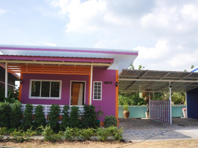 Hotel Baansuanjit