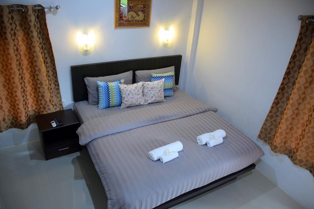 Hostel Baan Longhaad Koh Lanta