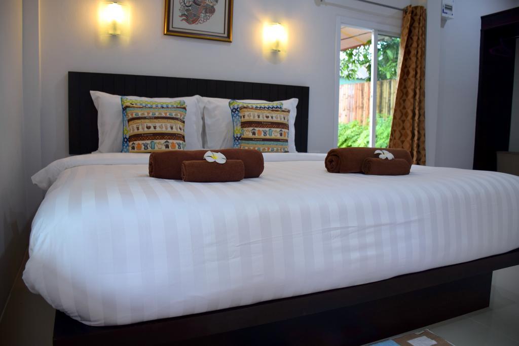 Baan Longhaad Koh Lanta