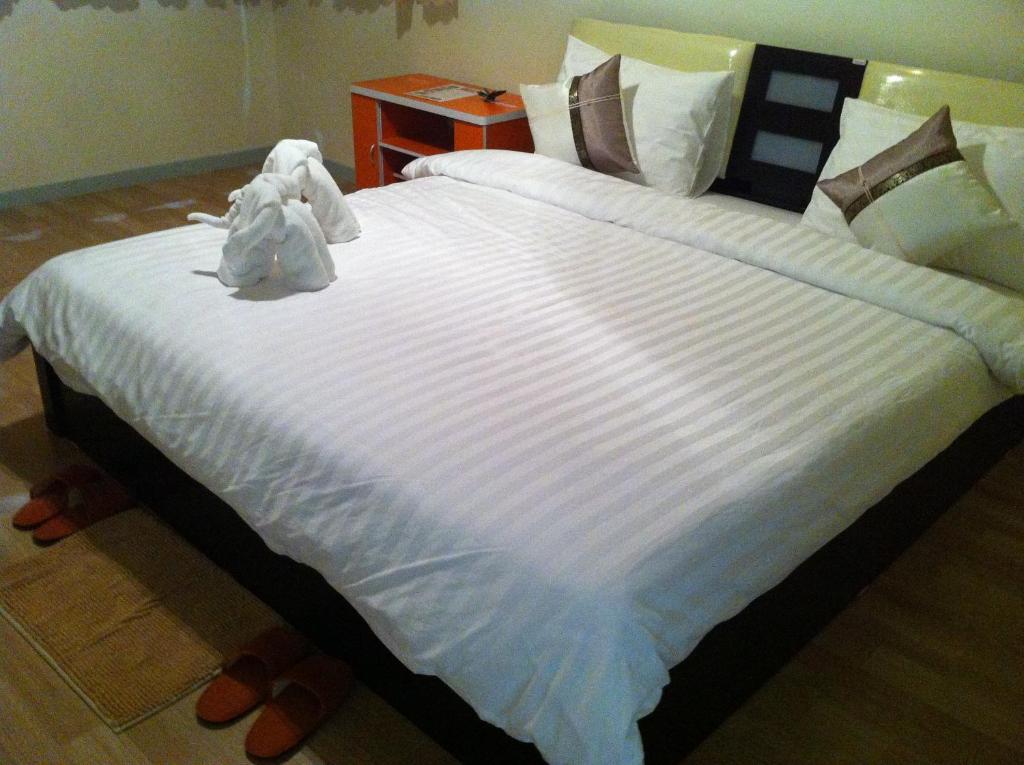Guest house Charming Suan Phueng