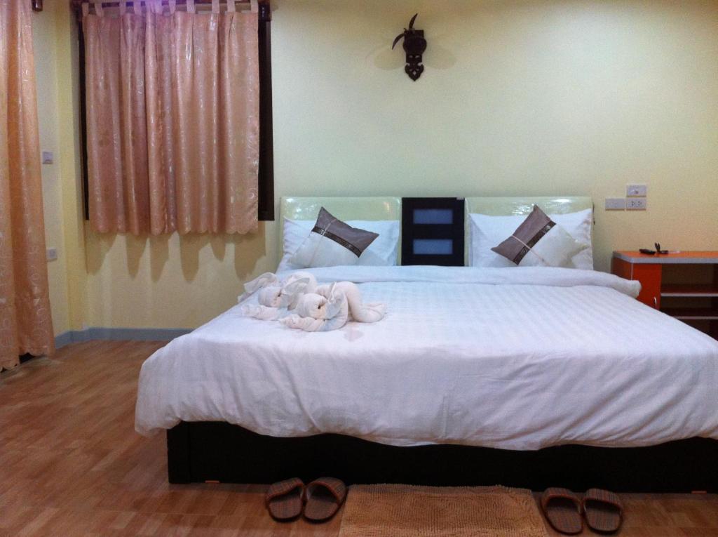 Guest house Charming Suan Phueng