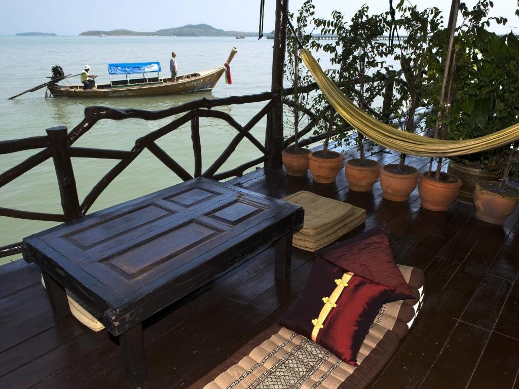 Mango House Seafront And Apartment