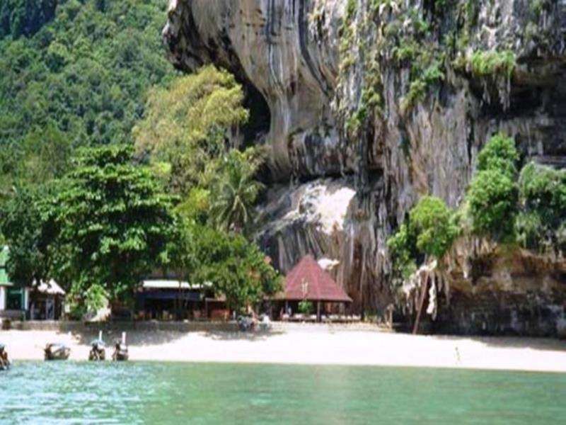 Resort Bay 3*