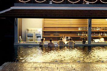 Ramada By Wyndham Aonang 4*