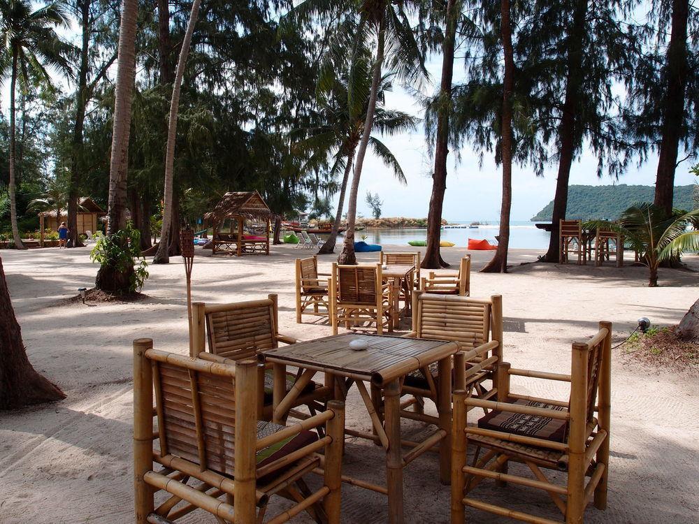 Angkana Hotel 3*