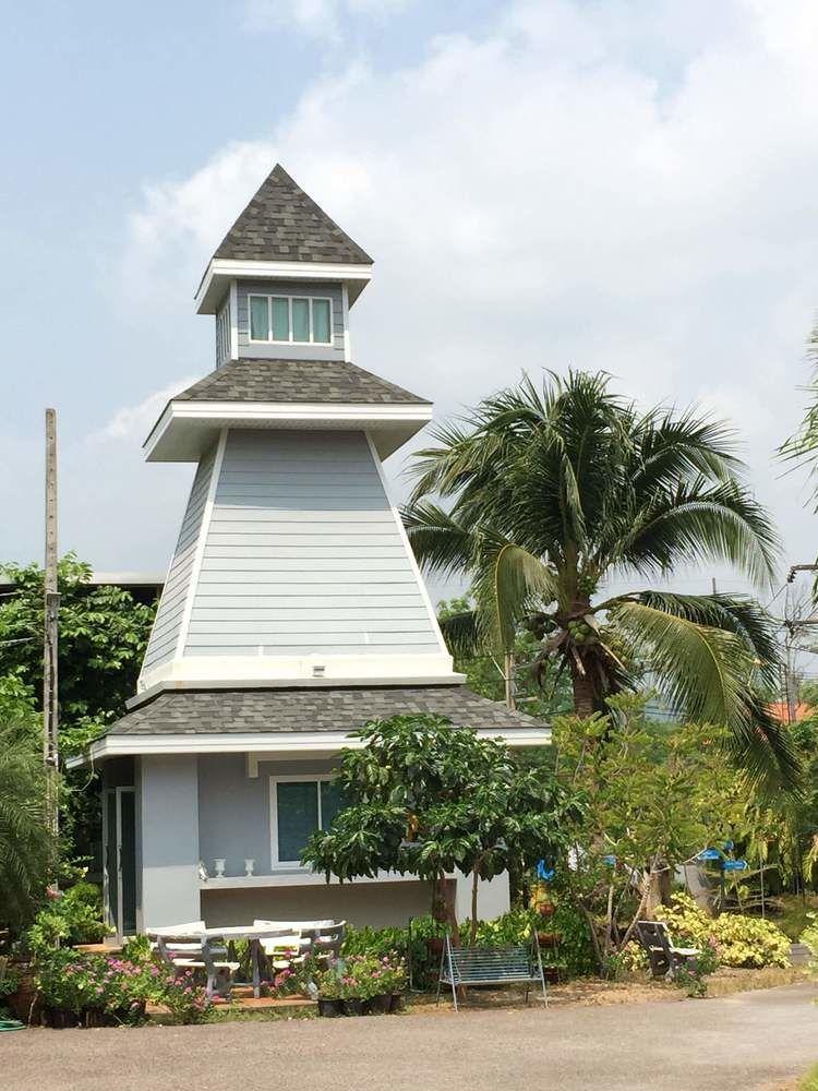 A Little Resort 3*