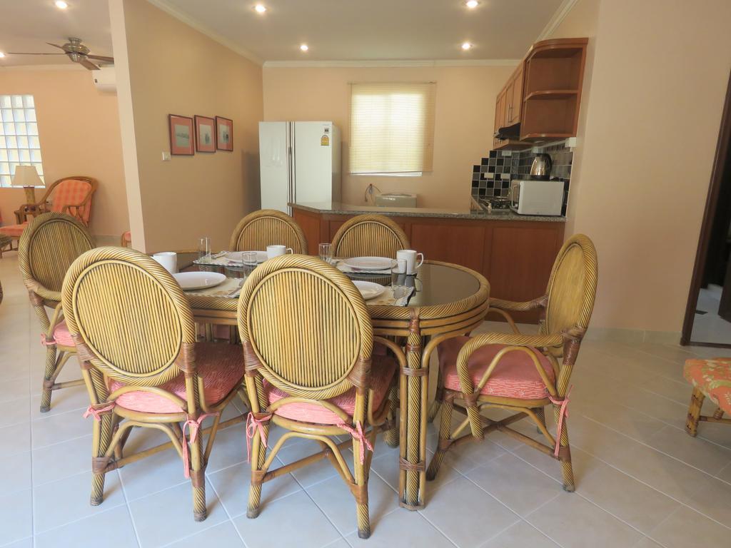 Aparthotel Butterfly Garden Boutique Residences: Luxury & With Full Amenities