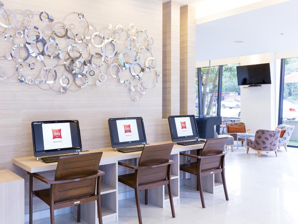 Ibis Hotel HHQ